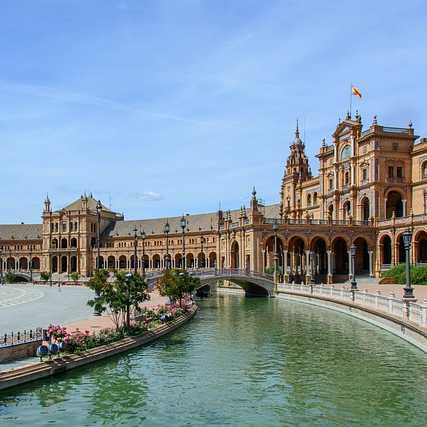 SEVILLA A FONDO: ÉCIJA, OSUNA, SEVILLA O COMPLETO, UTRERA, ALCALÁ DE GUADAIRA E CARMONA